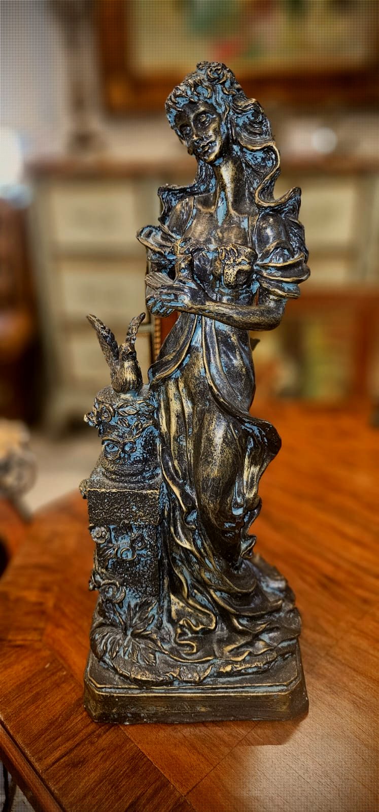 Art Nouveau Lady Sculpture