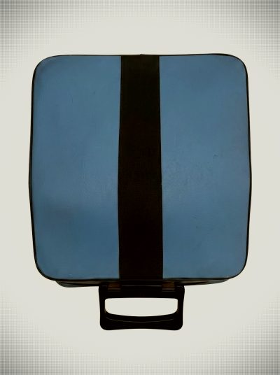 Olivetti Lettera 22 – 1950s Typewriter