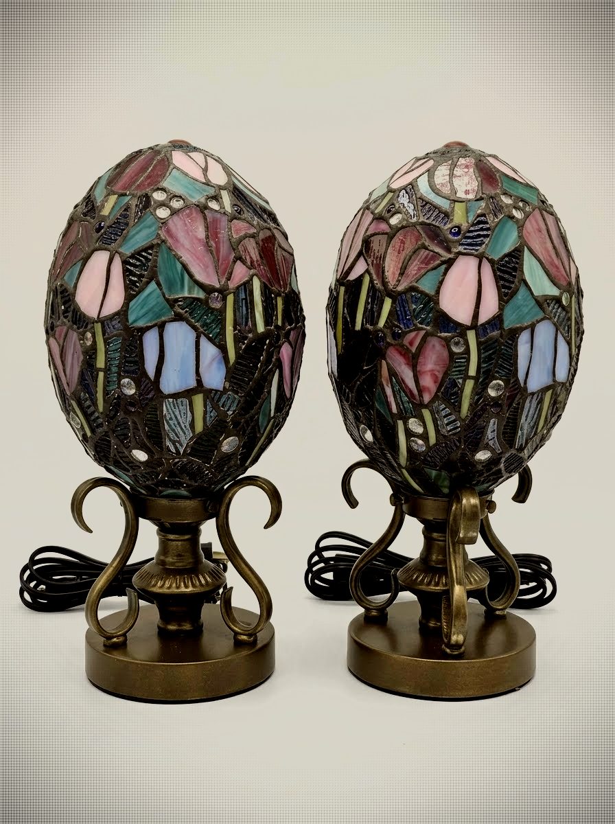 Tiffany-Style Tulip Egg Lamps