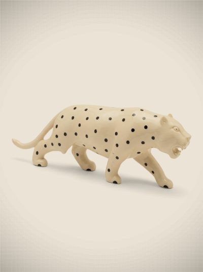 Decorative Ivory Charming Leopard